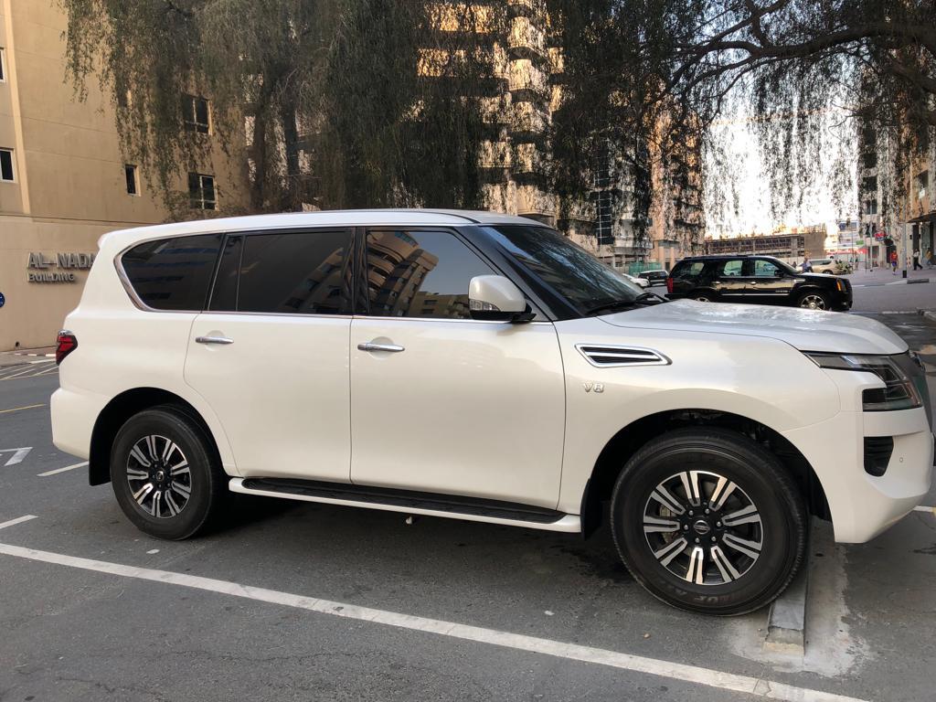Nissan Patrol V8 2021 5 6lt for Sale in Dubai