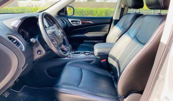 Nissan Pathfinder for Sale in Dubai