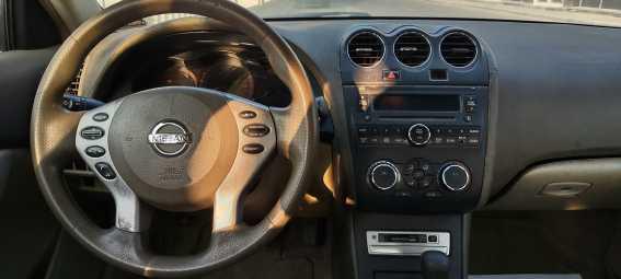 Nissan Altima 2009 Model For Immediate Sale
