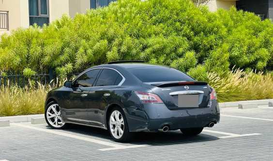 Maxima 3 5l Ll Sunroof Ll Low Mileage Ll Top Of The Line
