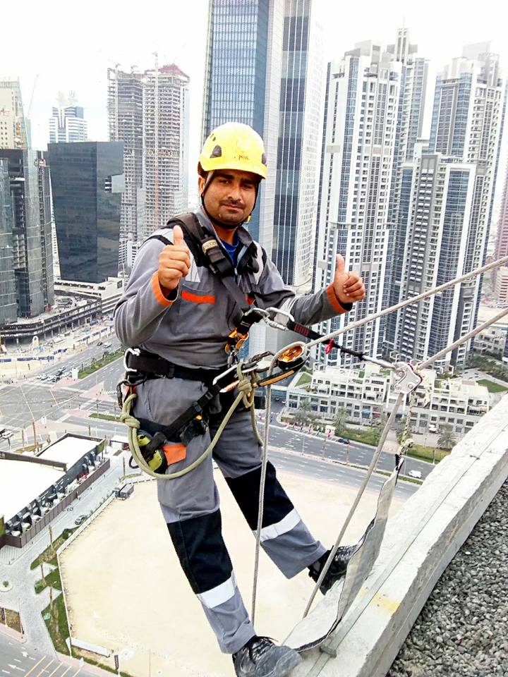 Outer Glass Cleaning By Rope Access In All Over Uae