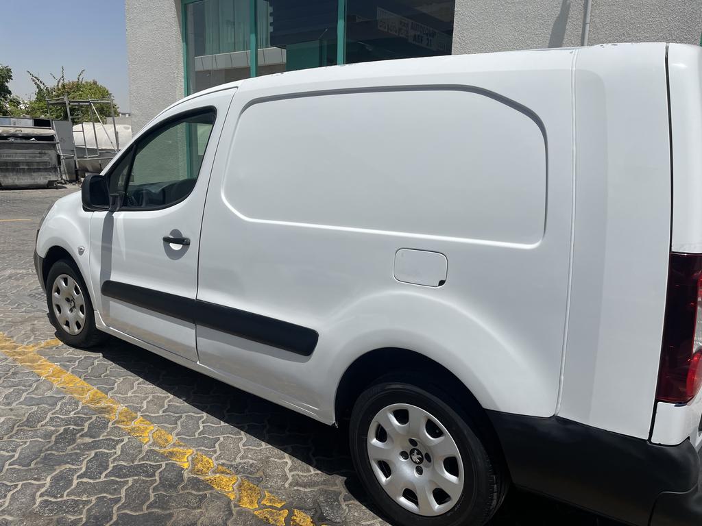 Peugeot Partner 2016 Gcc Well Maintained On Time For Sale