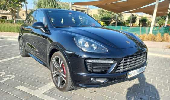 2014 Porsche Cayenne Gts 4 8l V8 for Sale in Dubai