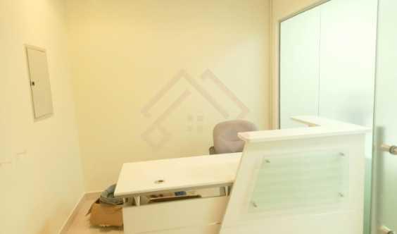 Furnished Office High Floor Vacant Office in Dubai