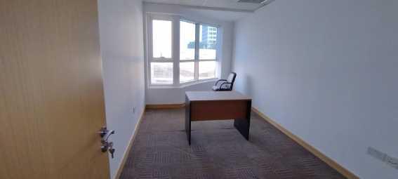 Well Settled Big Office Space in Dubai
