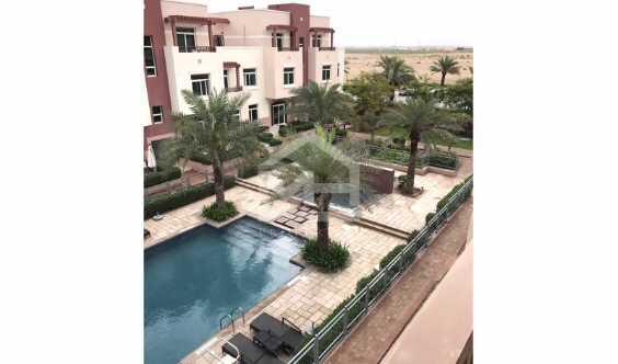 Corner Studio Terraced With Pool View Rent Refund