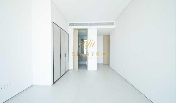 Unabstracted View Large 2 Bedrooms Address J BR