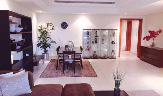 2 Bedrooms Maid Room 2 Parking Jlt in Dubai