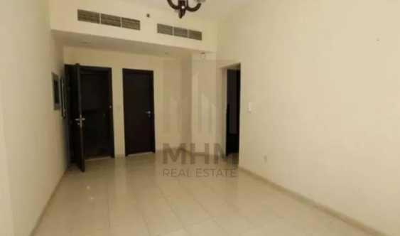 Specious 1 Bedroom Huge Layout With Balcony Investors Deal