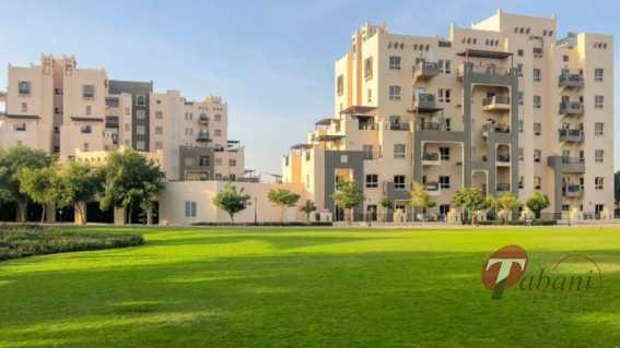 Two Bedrooms Private Terrace Next To The Pool