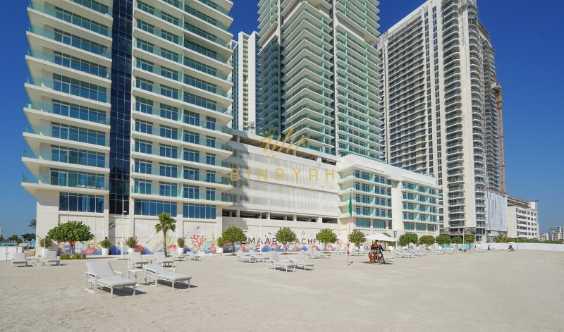 Sea Facing Unit Ready To Move 04 Unit in Dubai