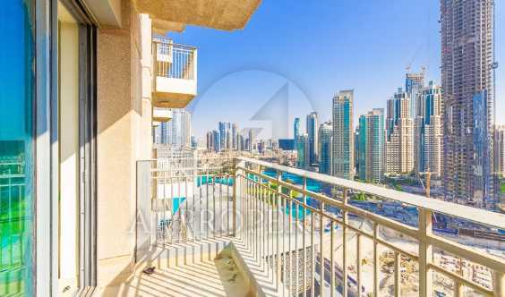 Lake And Boulevard View Rented Property Mid Floor