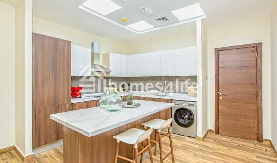 Motivated Seller Canal Facing BRand New in Dubai