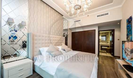 Upgraded 2 Bedrooms In Blvd Central Facing Burj