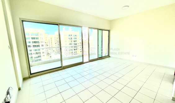 2 Bedrooms Study Full Pool View Vacant in Dubai