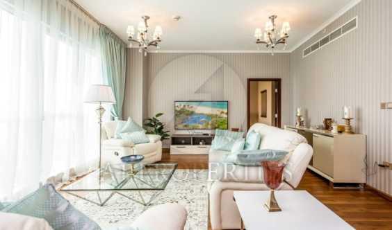 Spacious And BRight 3 Bedrooms With Magnificent Views