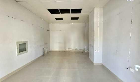 300sqft Shop With Splitac Available In Al Qulayaa