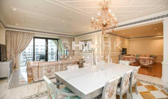 Stunning And Exclusive 2 Bedrooms With Creek Views