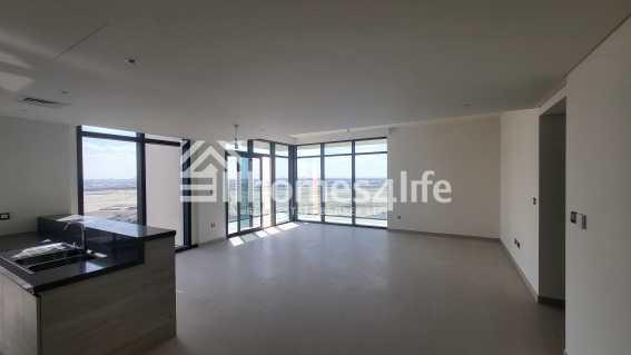 Water Edge Living Beautiful Sunset Daily in Dubai