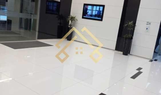 Prime Location Excellent Services Canal View