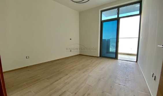 Rented Unit Metro Acess BRand New Prime Location