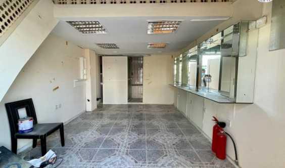 Single Door Shop With Mezaninne Floor Available In Al Yarmook Area