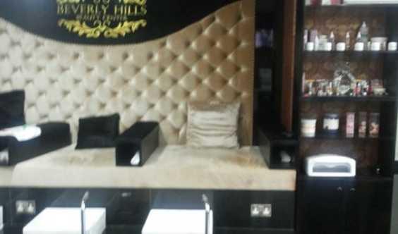 Exclusive And Elegant Ladies Salon In Corniche