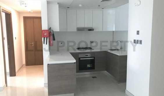 Available 1 Bedroom Apartment With Panoramic Sea View