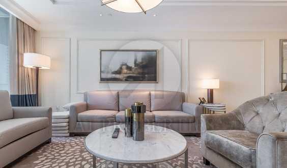 Biggest Size Of 2 Bedrooms Mid Floor Burj View