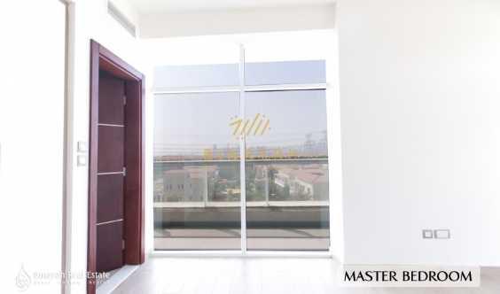 Spacious Park View Elegant Living Vacant in Dubai