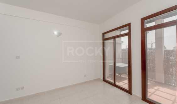 Ready To Move In 1 Bedroom Apartment In Jvc