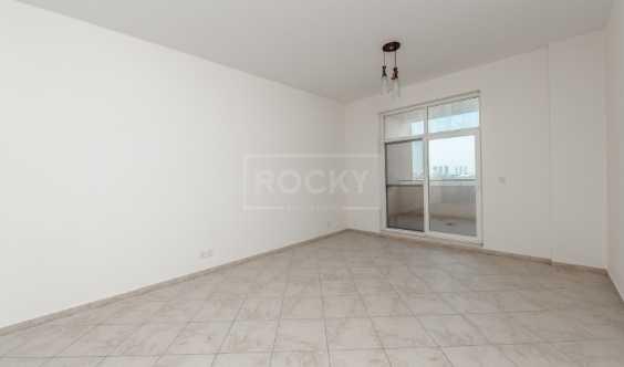 Investment Deal 2 Bedrooms Apartment In Motor City