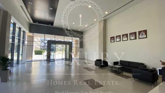 Beautiful View Big Open Space For Office With Free Parking