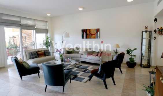 Water Views Contemporary 3 Bedrooms Maids in Dubai