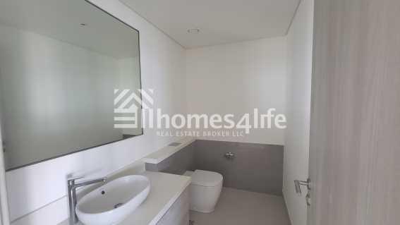 Water Edge Living Beautiful Sunset Daily in Dubai