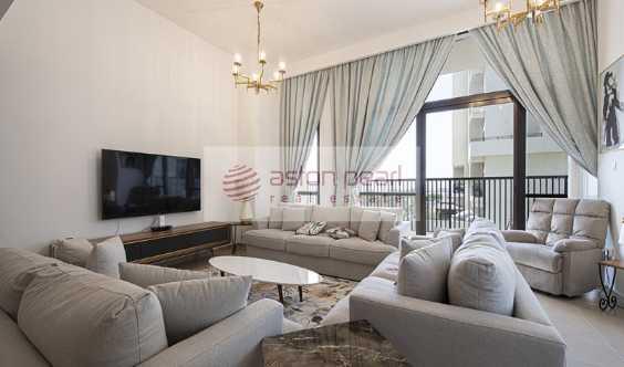 Exclusive Fully Furnished Pool And Park View