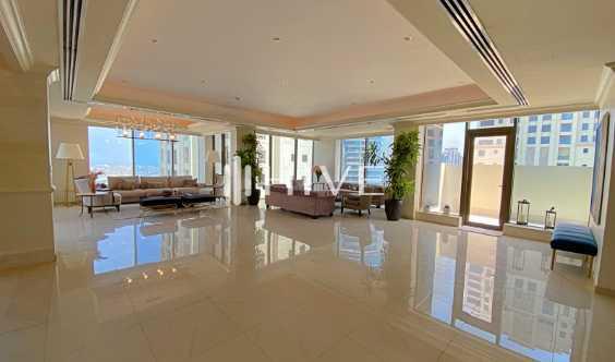 Upgraded Duplex Penthouse 5 Bedrooms in Dubai