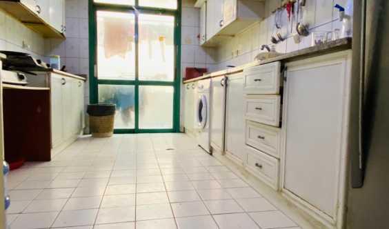 Sharing Room Bed Space For 500 in Dubai