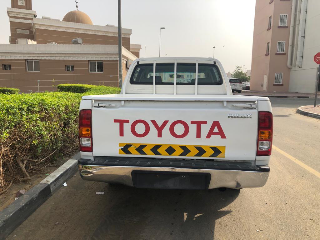 Toyota Hilux 2010 Gcc Automatic Transmission,double Cabin Pickup Well Main