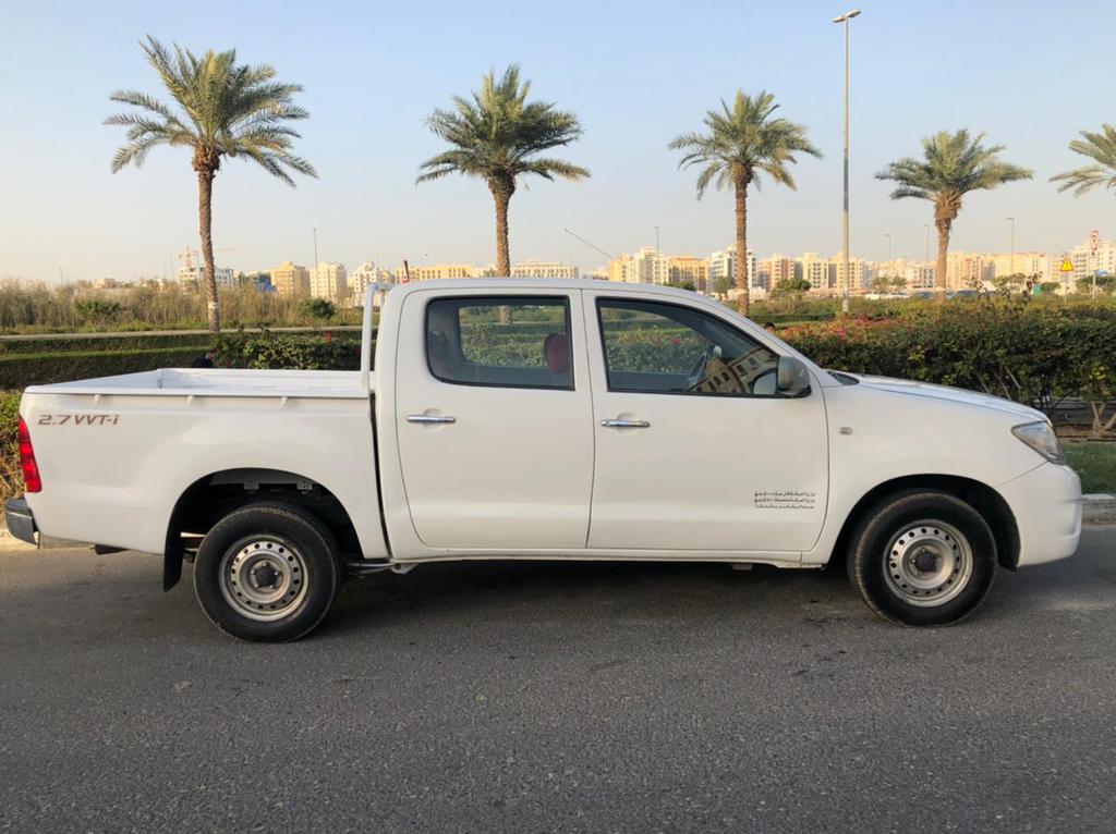 Toyota Hilux 2010 Gcc,double Cabin Pickup Automatic Transmission Well Mai