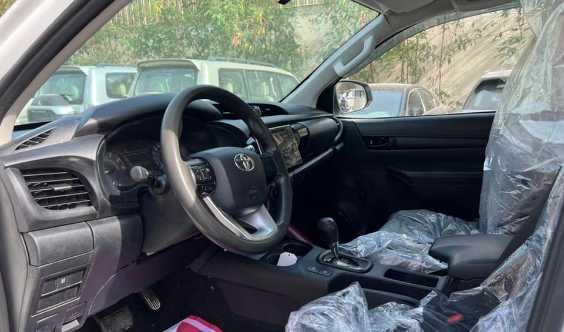 Toyota Hilux Pickup 4x4 2020 for Sale in Dubai
