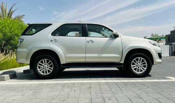 Fortuner 2 7 Ll Original Paint Ll 4x4 Ll Gcc Ll Well Maintained