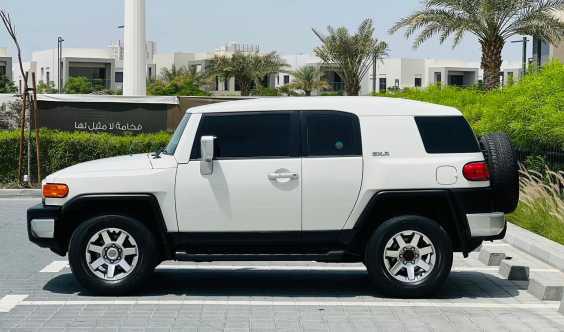 1520pm Ll Fj Cruiser Ll V6 4x4 Ll Gcc Ll Emaculate Conditio
