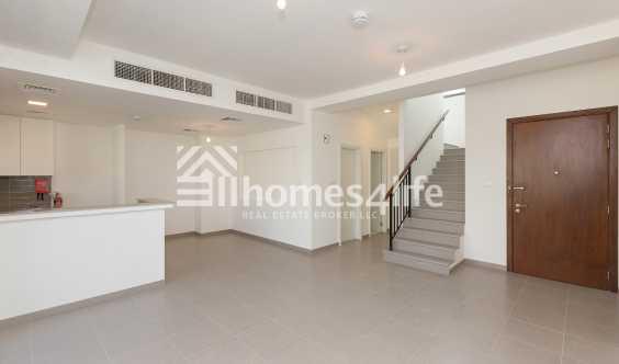 Best Deal Landscaped Next To Pool And Park