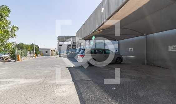 440kw Power Fully Racked Warehouse For Rent In Jafza