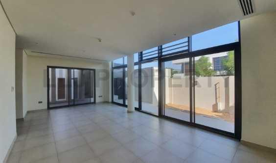 Ready To Move In 4 Bedrooms Villa In Yas Island Single Row