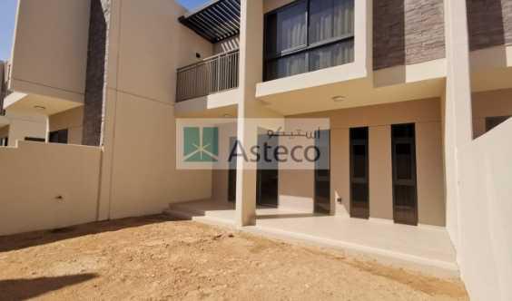 Barnd New Fully Furnished 3 Bedrooms Townhouse