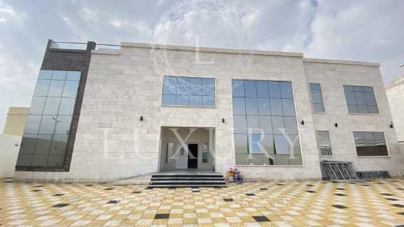 Luxurious BRight BRand New With Driver Room Big Terrace