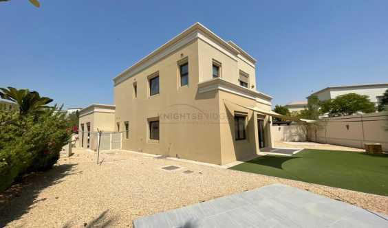 Single Row 5 Bedrooms Villa For Rent Vacant