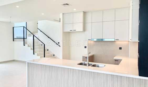 Roof Top Terrace 4b+maids In Golf Grove
